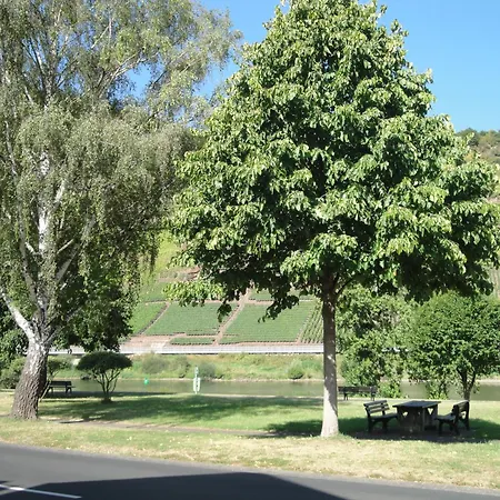 Gaestehaus Andrea Blatt 3*