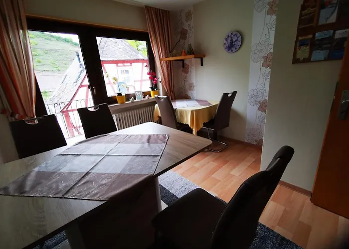 Gaestehaus Andrea Blatt 3*